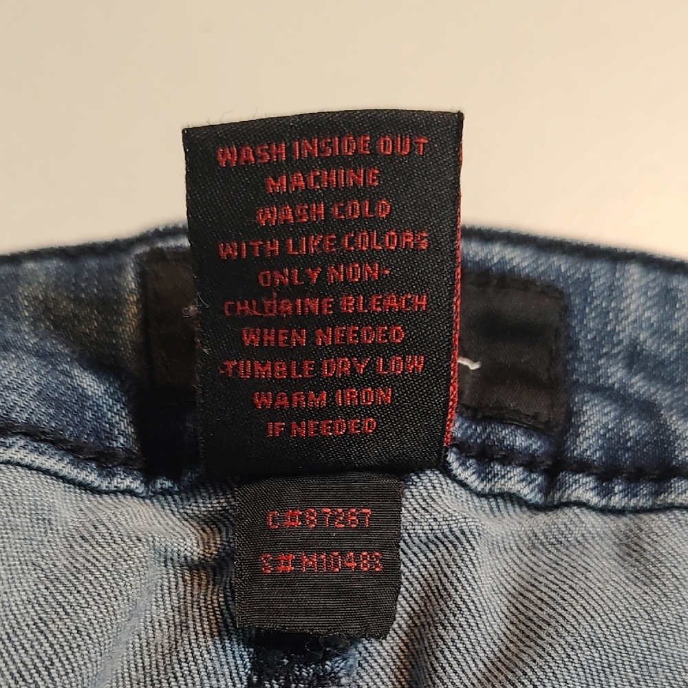 Earl Jeans Blue Cropped Jeans with Black Floral Embroidery - Picture 8 of 9